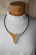 collier courtesy